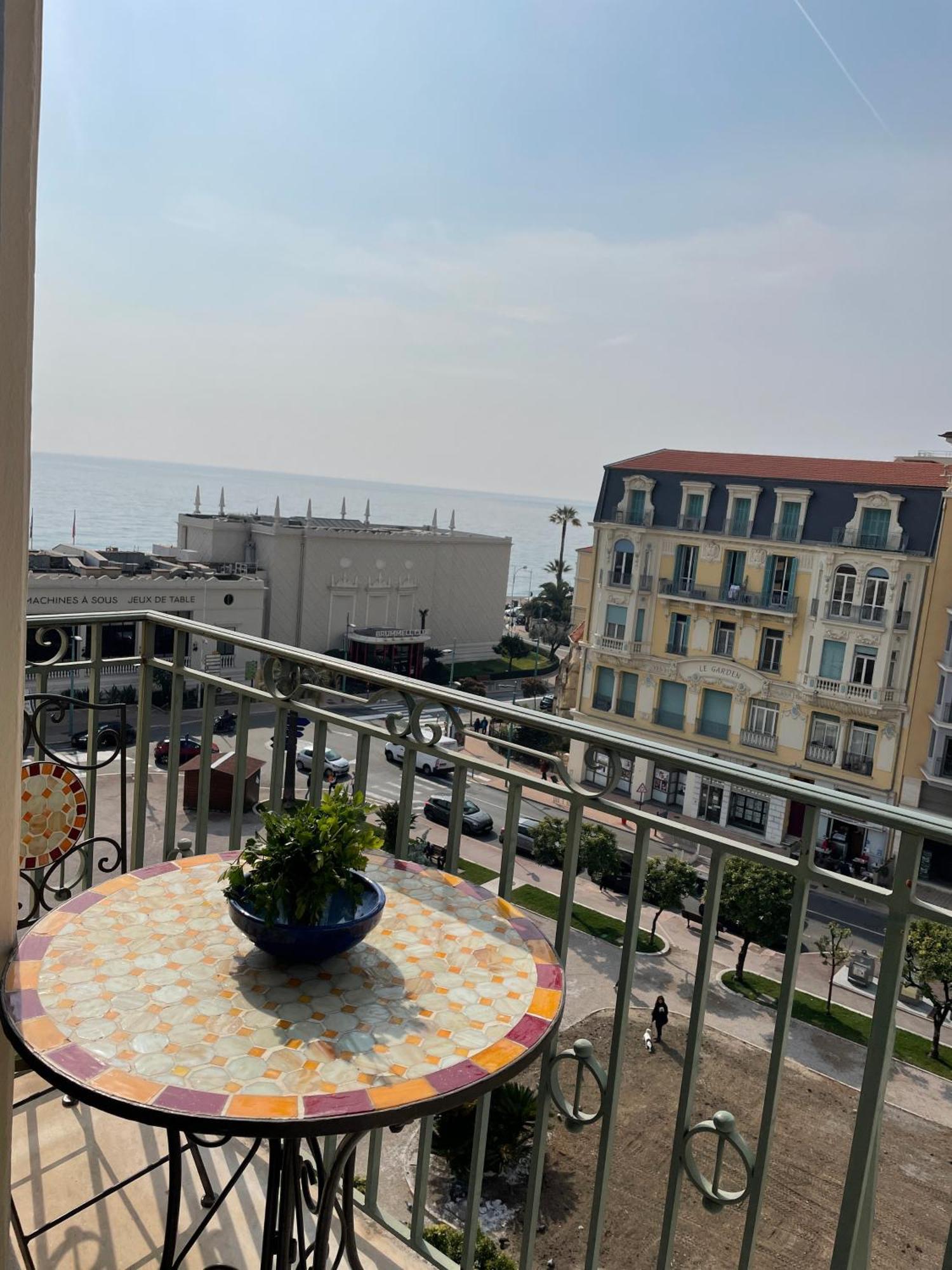 Menton Centre Vue Imprenable Sur Mer Et Jardin Bioves Exterior photo